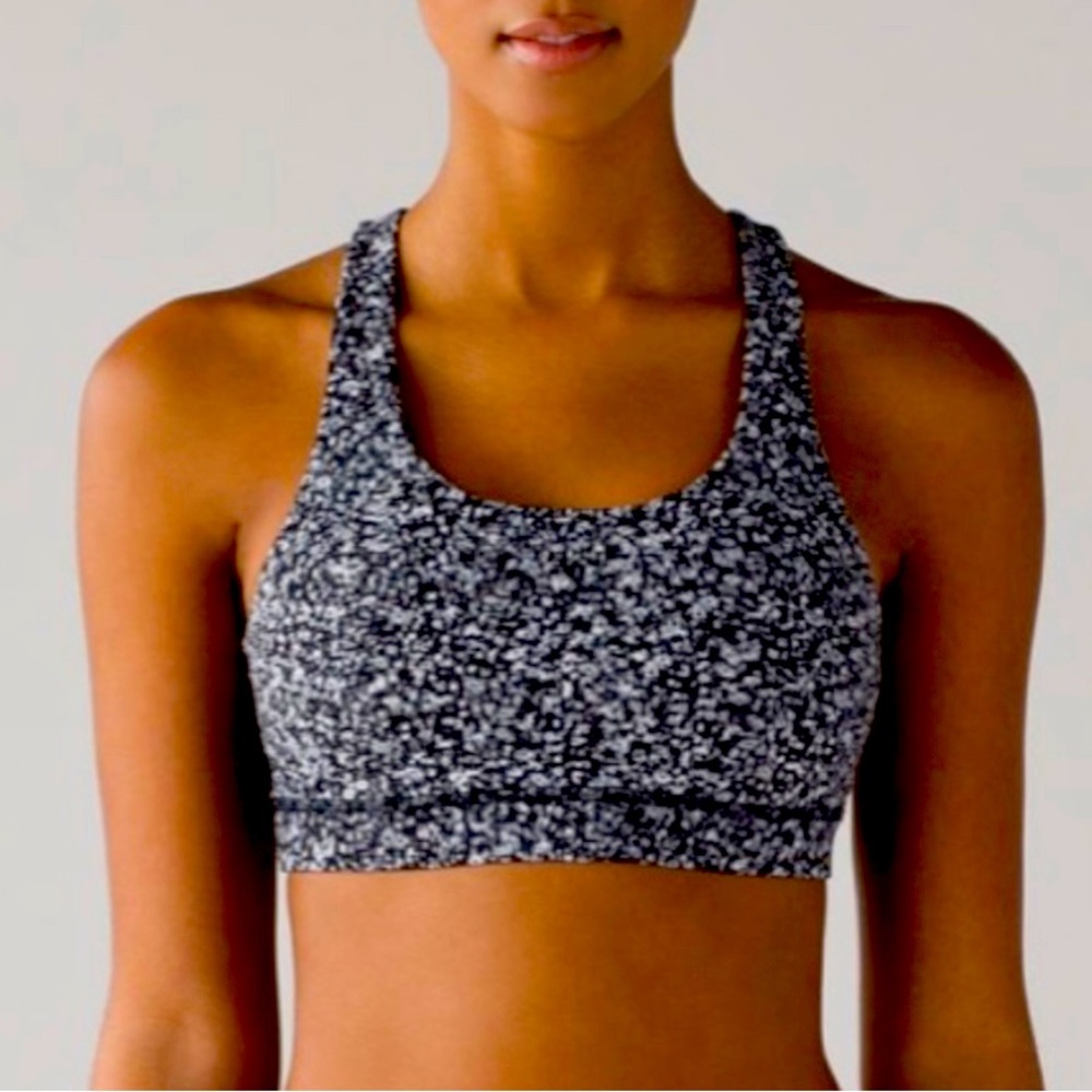 Lululemon Invigorate Sport Bra Daisy Dust Alpine